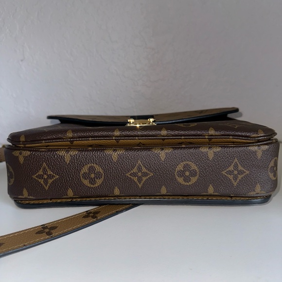 Louis Vuitton Pochette Metis Reverse - Picture 7 of 7